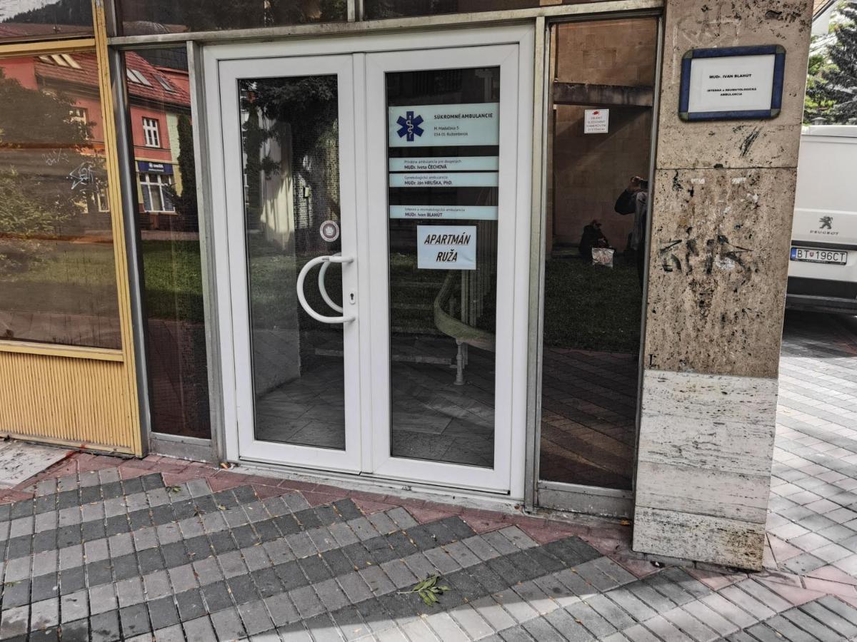 Apartman Ruza Ruzomberok Exterior foto